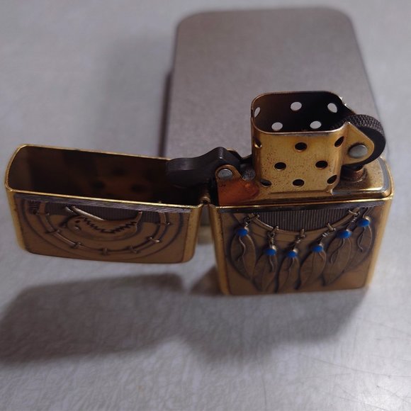 VINTAGE ZIPPO - Brass Dream Catcher - (rare) 2003 - Picture 2 of 4